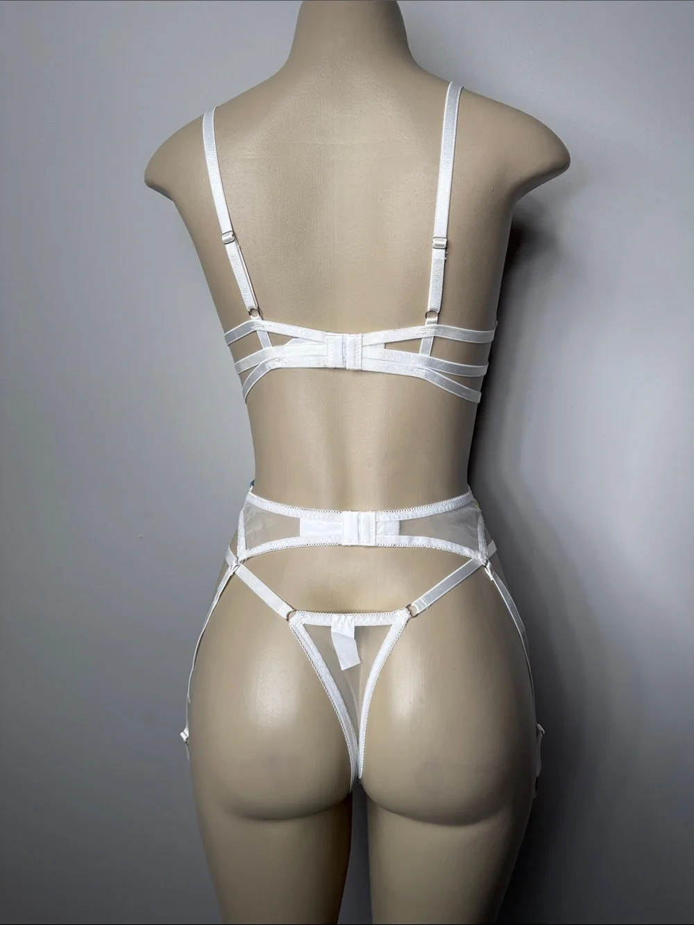 Delicate Floral Lace Bra & Garter Set - Pastel Multi